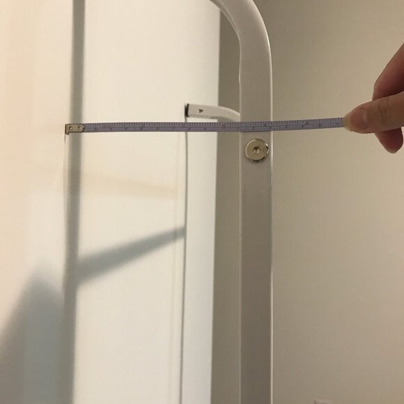 White metal towel ladder - New (Open box) - Picture 10 of 13